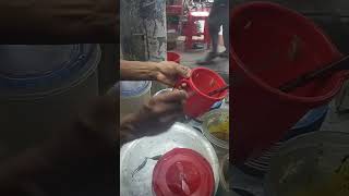 The jalmuri in roadside streetfoood viralvideo videoshort food [upl. by Innek924]