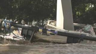 Brisbane floods dramatic footage 13 Jan [upl. by Supmart]