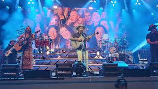 Zac Brown tribute to Jimmy buffetts passing [upl. by Enomas]