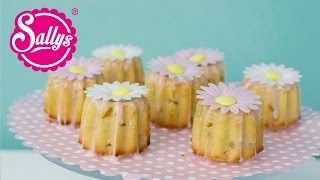 RhabarberMuffins mit Marzipan und Oblatenblumen  Sallys Welt [upl. by Yeargain115]