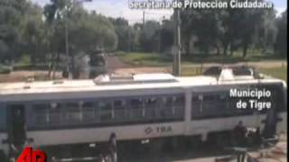 Raw Video Train Just Misses Man on the Tracks [upl. by Paymar]