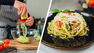 Recette Spaghetti De Courgette  Zoodles Délicieux Et Sans Gluten [upl. by Ahsykal933]