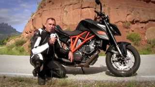 Motos Garage Tv Test KTM SuperDuke 1290 [upl. by Inttirb56]