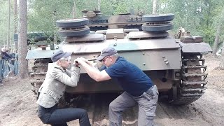 Starting the Stug III at Militracks 2019 [upl. by Kceb]