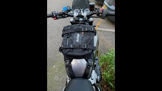 Kriega Tank luggage adapter fitting to a Triumph Speed Twin [upl. by Markus]