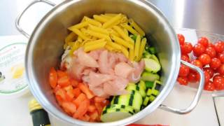 One pot pasta poulet  Recette Franprix [upl. by Iccir211]