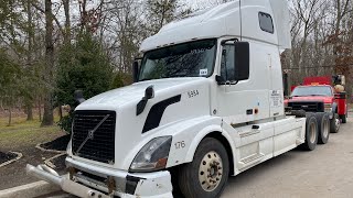 Over 1500000 miles Cummins ISX15 in a 2007 Volvo VNL [upl. by Nilyam]