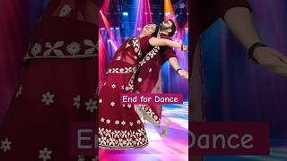 na na karte pyar dance shorts bollywood [upl. by Adlei]