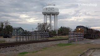 New spot Waycross Georgia CSX with locomotives 5381 amp 4551 heads around the curve [upl. by Anileme44]