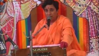 bhog garib da tu la le thakura by swami bhuvneshwari davi ji maharaj batot [upl. by Inattirb659]