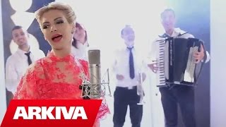 Mimoza Paraveli  Me zemer te ndjek Official Video HD [upl. by Lowndes]