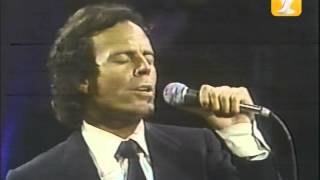 Julio Iglesias Presentación Completa  Festival de Viña del Mar 1981 [upl. by Suoirad]