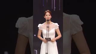 Yoona At MBC Drama Award 2023 mbcdrama awards yoona sbs뉴스 shorts youtubeshorts [upl. by Kwok737]