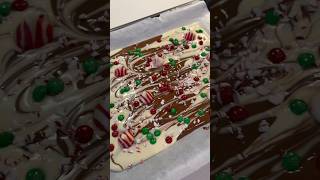 🎄❤️🍫 chocolatebark christmas peppermintbark peppermint easyrecipe christmastreats asmr [upl. by Teplica]