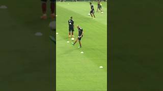 Robben skills🔥🔥🇳🇱shortsviewsmakeitviralfootballskillsfootballfcbayernfreestyle [upl. by Cull107]