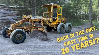 Repairing the Auction Buy 1942 Caterpillar Road Grader  Is it worth all this [upl. by Darryl115]