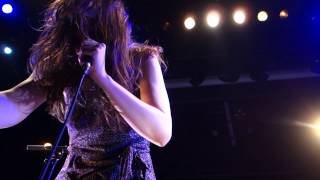 Le Butcherettes  Im Getting Sick of You  Paris Gaité Lyrique 2014 [upl. by Colley]