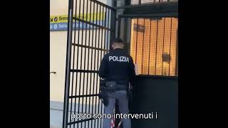 MELEGNANO 22ENNE ACCOLTELLATO AL TORACE E ALLA SCHIENA [upl. by Eitsrik]