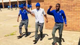 school kids dancing to leemckrazybafunani❤️🔥 [upl. by Goodrow]