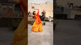 Ishq Bhi Kya Cheez Hai youtubeshorts dance [upl. by Eaver]