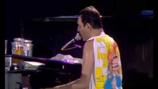 Queen  Bohemian Rhapsody Live At Wembley Stadium 1986 [upl. by Anu770]