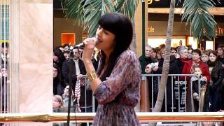 Nolwenn Leroy  Rentrer en Bretagne  Showcase  Nantes 220111 [upl. by Acyre]