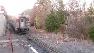 THE NEW JERSEY TRANSIT ATLANTIC CITY TRAIN AT THE LINDENWOLD STATION [upl. by Eikcin]