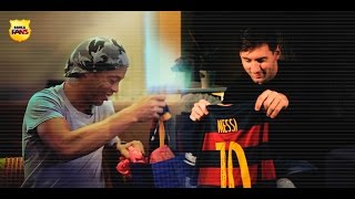 Messi amp Ronaldinho Un regalo de 10 [upl. by Kooima]