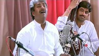 Ustad Rashid Khan singing Puriya Dhanashree Pt 2 [upl. by Shimberg361]