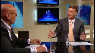 Louis van Gaal stapt op bij Sport1 [upl. by Dnalevets857]