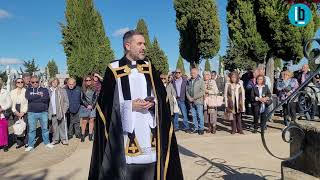 Oración por los difuntos en el Cementerio de Benavente [upl. by Nanyk]