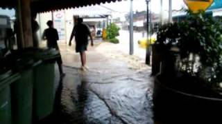 Laidley Floods 2011 P3 [upl. by Ragouzis]