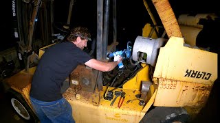 Clark Forklift For Scrap Why Boating and 6v53 Engine  NNKH [upl. by Marciano]