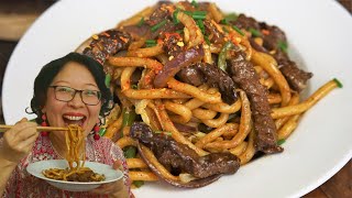 Nouilles udon sautées au bœuf – un plat délicieux à réaliser avec ce que vous avez sous la main [upl. by Reave]