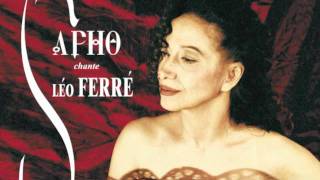 Sapho chante Ferré  Avec le temps [upl. by Cutter]