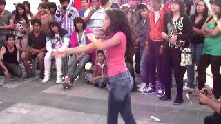 Duelo de baile electrodance vs tecktonik expoplaza chica vs chico [upl. by Alfeus69]