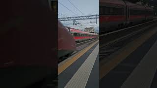 Incrocio tra Italo e Frecciarossa 1000 Nella Stazione di CivitacastellanaMagliano trainspotting [upl. by Zachary]