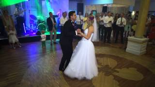 Pierwszy taniec Magdy i Tomka 26072014r [upl. by Yrogreg]