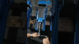 DOLPHIN HYDRAULIC VICE CLAMPING TECHNIQUE [upl. by Nnylimaj]