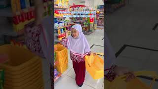 yana yang beli jajan tapi Elzio liat mama baaahhh dance funny shortsviral shortsfeed [upl. by Marcile]