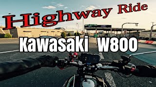 Kawasaki W800  Ride  Highway  100km以上で走るとこんな感じです [upl. by Enylcaj]