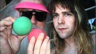 Ariel Pink amp R Stevie MooreDutch Me [upl. by Scrivens]