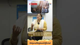 Deceptive meaning  Hindi English Translation  Spoken English  english vocabulary shorts ias [upl. by Ailito925]