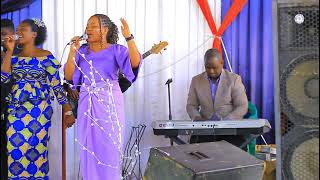 PRAISE AND WORSHIP TEAM  UONGEZEKE YESU LIVE [upl. by Noleta41]