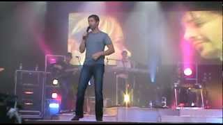 Josh Turner at Universal Studios  quotPunching Bagquot [upl. by Ameekahs]