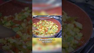 Calabacitas guisadas con elote [upl. by Nnadroj]