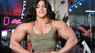 HUNTER ANDERSON Bigger Than The Big Guys Female Bodybuilder [upl. by Nnaillek]