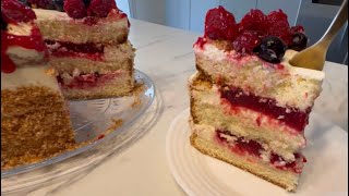 Recette de gâteau au coulis de framboises [upl. by Penrod57]