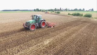 Feldarbeiten  Zwischenfrucht  mit Fendt 926 300PS  Massey Ferguson 274  7495 [upl. by Petula]