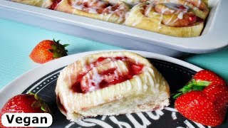 Rezept Schnecken mit Erdbeerfüllung und Zuckerguss  Vegan  Strawberry Rolls [upl. by Nnybor835]